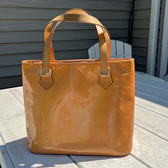 Louis Vuitton Vernis Houston handbag Peach 🍑 - Picture 2 of 14